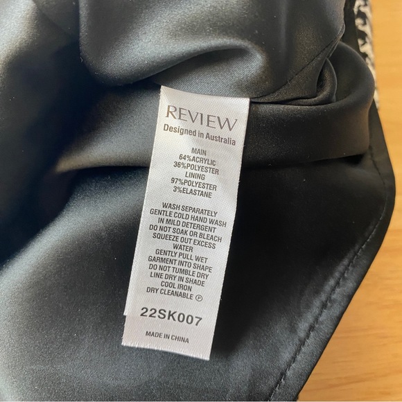 REVIEW 'Wanda' Black White Houndstooth Tweed Knit Skirt w Patch Pockets Size 12 - Picture 7 of 11